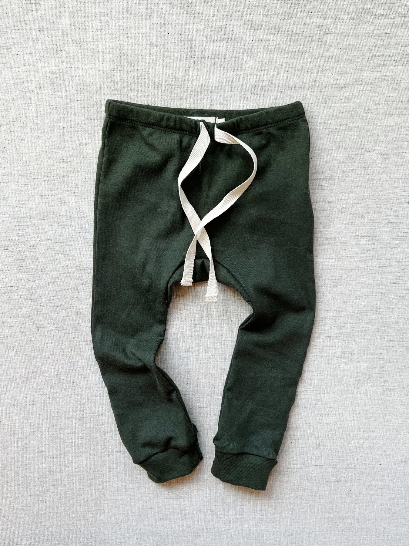 organic cotton drawstring leggings - pine – mabo